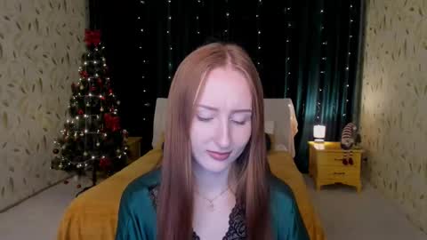 Snapshot of twilightserenade chatting on 12-04-25, 11:41 twilightserenade online show from 12-04-25, 11:41