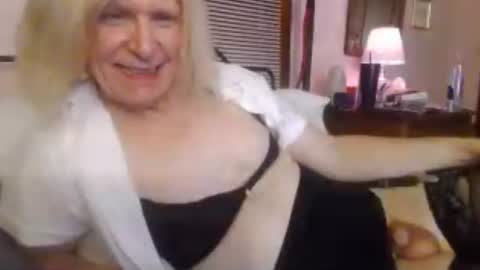 Kitten online show from 07-12-26, 07:32