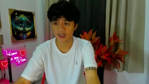 Snapshot of twink_blaze chatting on 02-26-26, 07:29 BLAZE online show from 02-26-26, 07:29