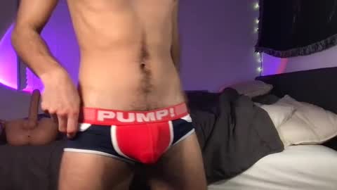 twink_boy98 online show from 09-18-25, 04:36