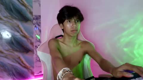 sunny online show from 07-17-26, 06:35