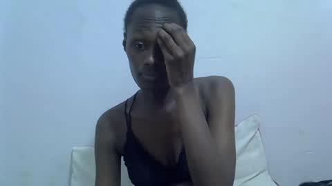 Snapshot of twinkle_tia chatting on 09-28-25, 03:23 BABY TIA online show from 09-28-25, 03:23