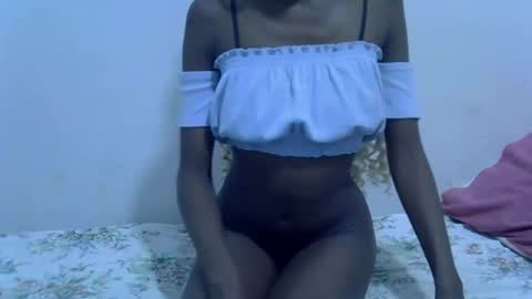 Snapshot of twinkle_tia chatting on 10-02-25, 11:23 BABY TIA online show from 10-02-25, 11:23