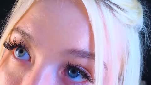 twinklefluff online show from 03-10-25, 10:48