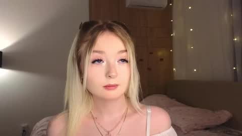 twinklefluff online show from 02-27-26, 04:40