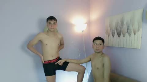 Snapshot of twinks_boys_ chatting on 10-09-25, 04:54 JHOAN LIAM ZACARIAS online show from 10-09-25, 04:54