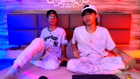 Snapshot of twinslovers_ chatting on 09-28-25, 08:25 twinslovers_ online show from 09-28-25, 08:25