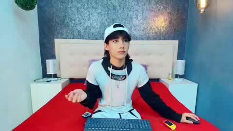 Snapshot of twinslovers_ chatting on 10-09-25, 08:51 twinslovers_ online show from 10-09-25, 08:51