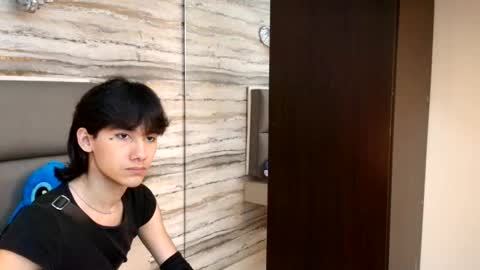 Snapshot of twinslovers_ chatting on 11-26-25, 03:51 twinslovers_ online show from 11-26-25, 03:51