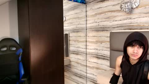 Snapshot of twinslovers_ chatting on 12-02-25, 11:56 twinslovers_ online show from 12-02-25, 11:56