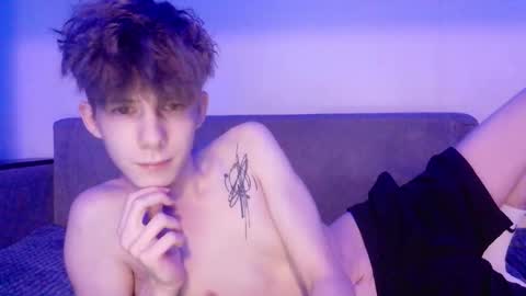 Snapshot of twishadow chatting on 02-14-26, 04:31 TwiShadow online show from 02-14-26, 04:31