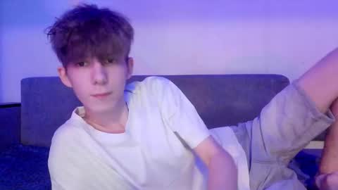 Snapshot of twishadow chatting on 02-17-26, 08:44 TwiShadow online show from 02-17-26, 08:44