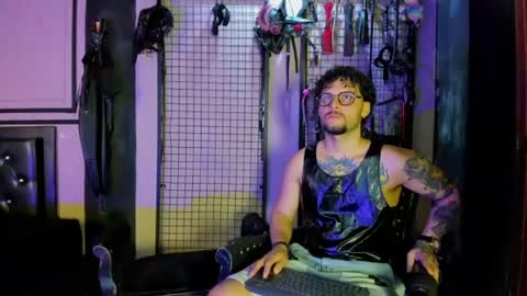 Snapshot of twisted_fantasy_ chatting on 06-29-26, 04:19 Clio Tadeo online show from 06-29-26, 04:19