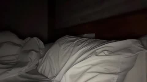 Snapshot of twitter_venusjenner chatting on 10-16-25, 01:45 REIGNEASIA online show from 10-16-25, 01:45