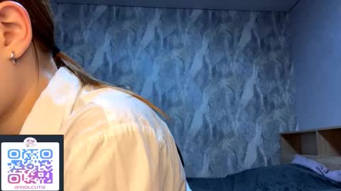 Snapshot of twivi chatting on 10-09-25, 05:55 twivi online show from 10-09-25, 05:55