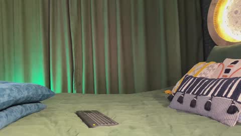 Snapshot of twixsex chatting on 03-04-25, 06:15 Guys Help us get more thumbs up. Show your love its important to us online show from 03-04-25, 06:15