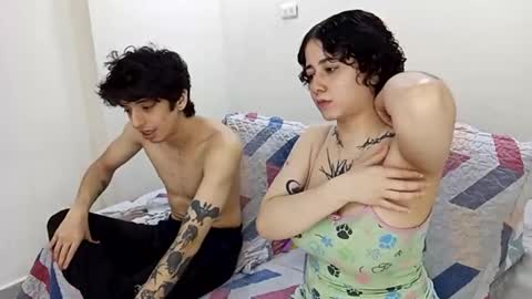 Snapshot of two_souls69 chatting on 01-12-26, 05:51 Matt online show from 01-12-26, 05:51