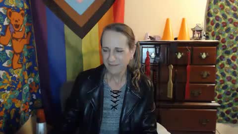 twocumkerry online show from 10-28-25, 07:12