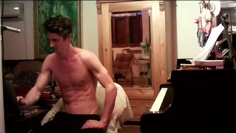 Snapshot of twoforallprivate chatting on 02-07-25, 10:41 TobeBritta online show from 02-07-25, 10:41