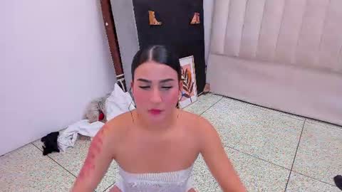 Sara LoenardNataly and Emilio online show from 07-10-26, 03:55