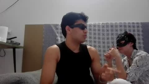 Snapshot of twoheartsonesoul_ chatting on 06-23-26, 07:39 twoheartsonesoul_ online show from 06-23-26, 07:39