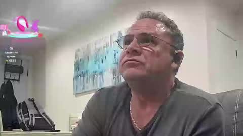 Snapshot of twopeopleinlove chatting on 03-22-26, 09:40 Twopeopleinlove online show from 03-22-26, 09:40