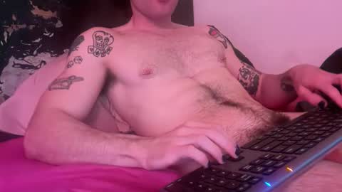Snapshot of twunkymikey chatting on 05-02-26, 10:26 twunkymikey online show from 05-02-26, 10:26
