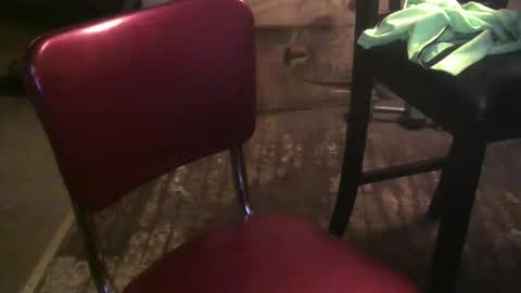 Snapshot of txhung1 chatting on 03-21-26, 04:50 txhung1 online show from 03-21-26, 04:50