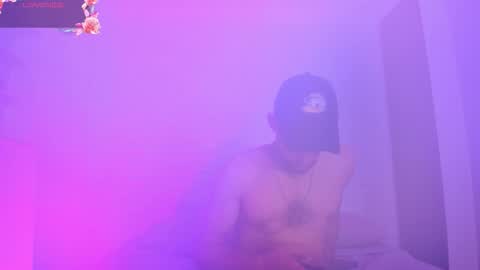 Snapshot of tyagoroberts chatting on 10-18-25, 12:39 Tyago online show from 10-18-25, 12:39