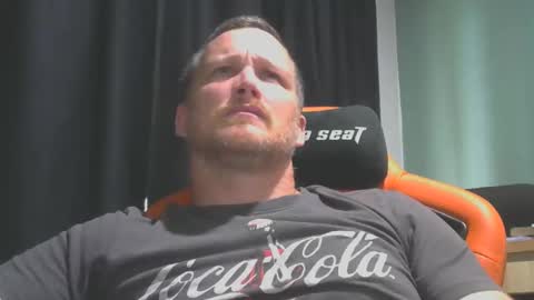 Snapshot of tyfinns69568194 chatting on 10-24-25, 02:19 tyfinns69568194 online show from 10-24-25, 02:19