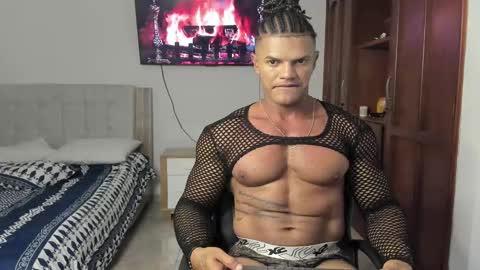 Snapshot of tygafit chatting on 10-04-25, 09:02 Yorquis Guzman online show from 10-04-25, 09:02