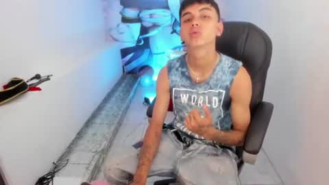 Tyger Boy online show from 06-13-26, 04:54
