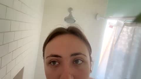 tylababyy online show from 01-12-26, 06:35