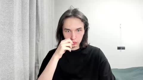 Snapshot of tyler__johnson chatting on 01-08-25, 01:53 Tyler johnson online show from 01-08-25, 01:53