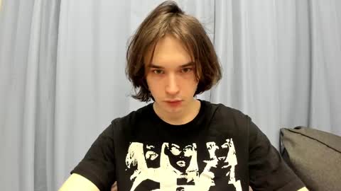 Snapshot of tyler__johnson chatting on 01-19-25, 09:23 Tyler johnson online show from 01-19-25, 09:23