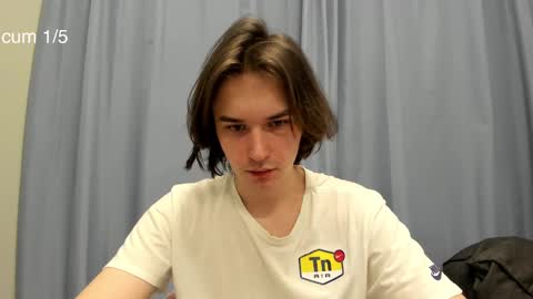 Snapshot of tyler__johnson chatting on 01-21-25, 04:32 Tyler johnson online show from 01-21-25, 04:32