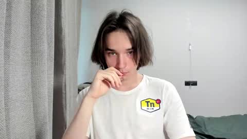 Snapshot of tyler__johnson chatting on 01-22-25, 11:01 Tyler johnson online show from 01-22-25, 11:01