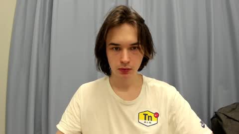 Snapshot of tyler__johnson chatting on 01-24-25, 01:35 Tyler johnson online show from 01-24-25, 01:35