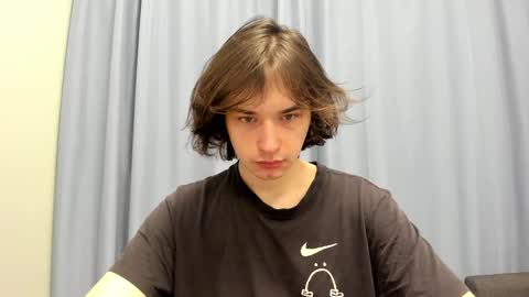 Snapshot of tyler__johnson chatting on 01-27-25, 07:03 Tyler johnson online show from 01-27-25, 07:03