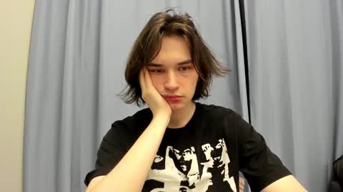 Snapshot of tyler__johnson chatting on 01-31-25, 10:21 Tyler johnson online show from 01-31-25, 10:21