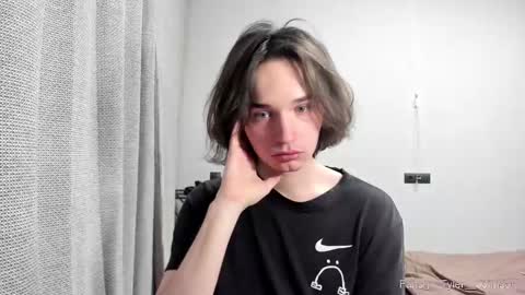 Snapshot of tyler__johnson chatting on 02-08-25, 12:49 Tyler johnson online show from 02-08-25, 12:49