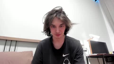 Snapshot of tyler__johnson chatting on 02-18-25, 12:26 Tyler johnson online show from 02-18-25, 12:26