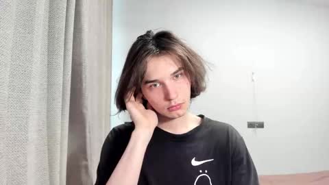 Snapshot of tyler__johnson chatting on 02-19-25, 12:22 Tyler johnson online show from 02-19-25, 12:22