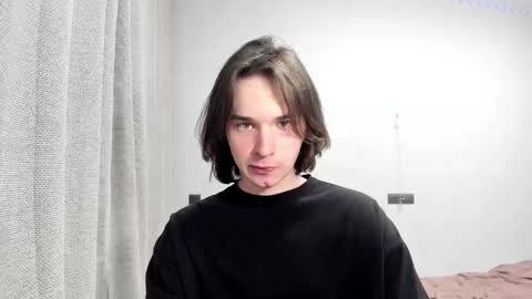 Snapshot of tyler__johnson chatting on 03-08-25, 12:33 Tyler johnson online show from 03-08-25, 12:33