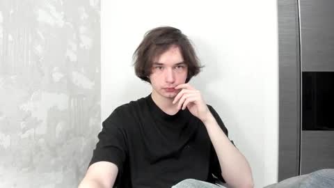 Snapshot of tyler__johnson chatting on 10-13-25, 04:07 Tyler johnson online show from 10-13-25, 04:07