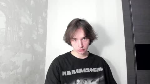 Snapshot of tyler__johnson chatting on 10-17-25, 04:09 Tyler johnson online show from 10-17-25, 04:09