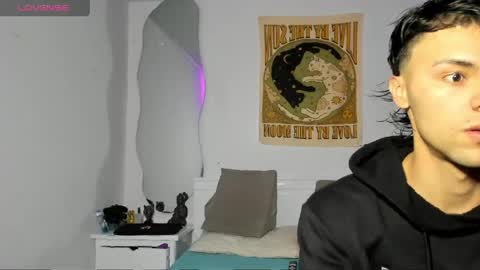 tyler_axel online show from 04-13-26, 01:33