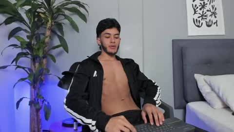 Tyler Fox online show from 04-30-26, 09:19