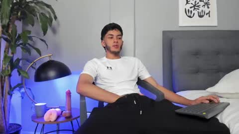 Tyler Fox online show from 07-07-26, 06:47