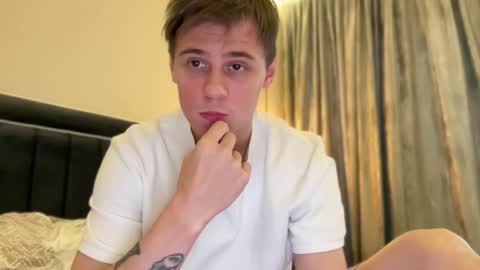 Snapshot of tyler_garrner chatting on 11-01-25, 01:24 tyler_garrner online show from 11-01-25, 01:24